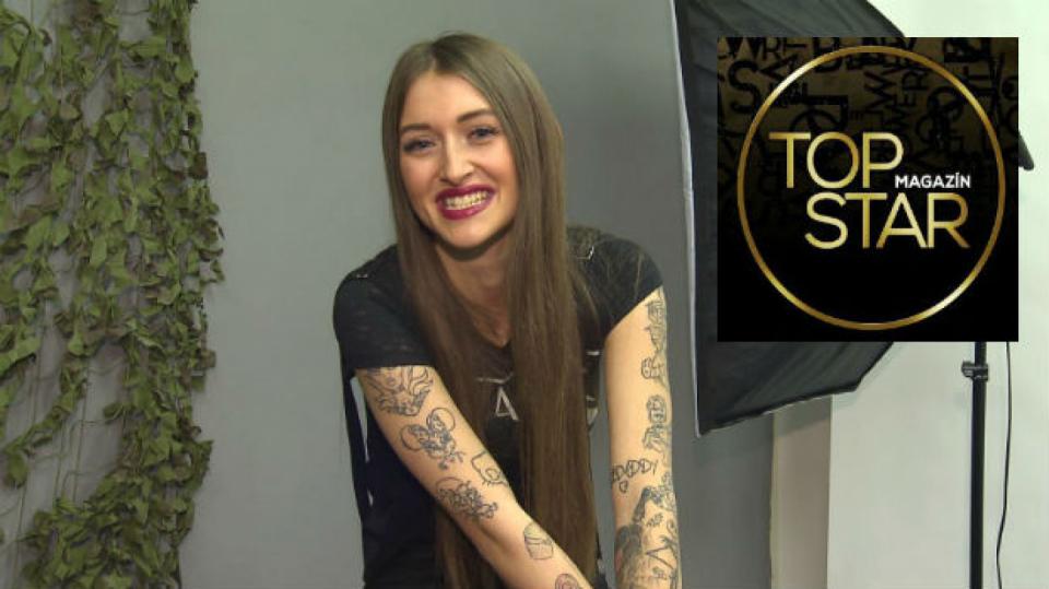 Šarlota se s tím moc nepáře.